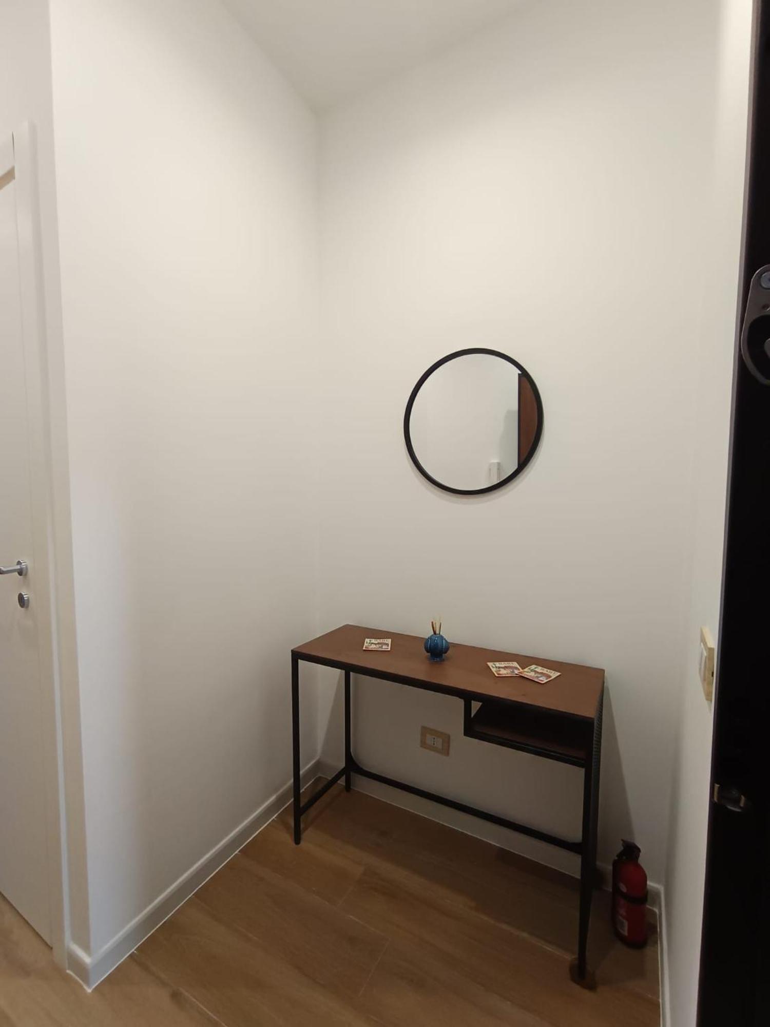 Dimora Crispi 70 Apartment Bari Bagian luar foto